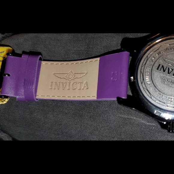 Special edition Women’s Purple Invicta watch - Picture 7 of 8